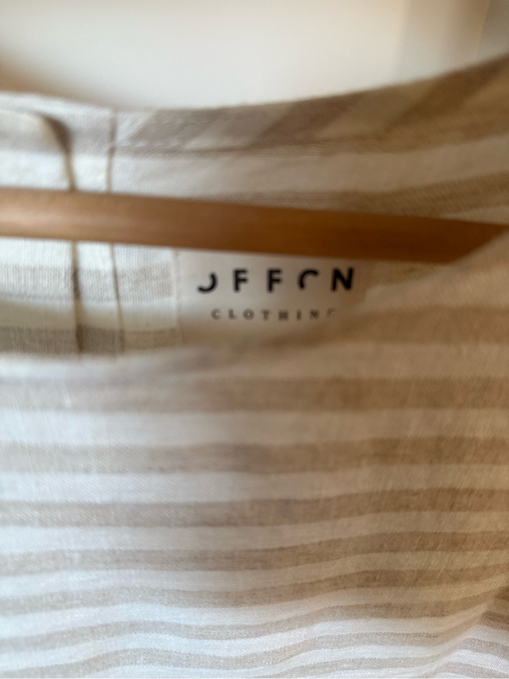 OFFON Clothing medium weight linen beige white striped top ruffle blouse size M - Picture 6 of 7